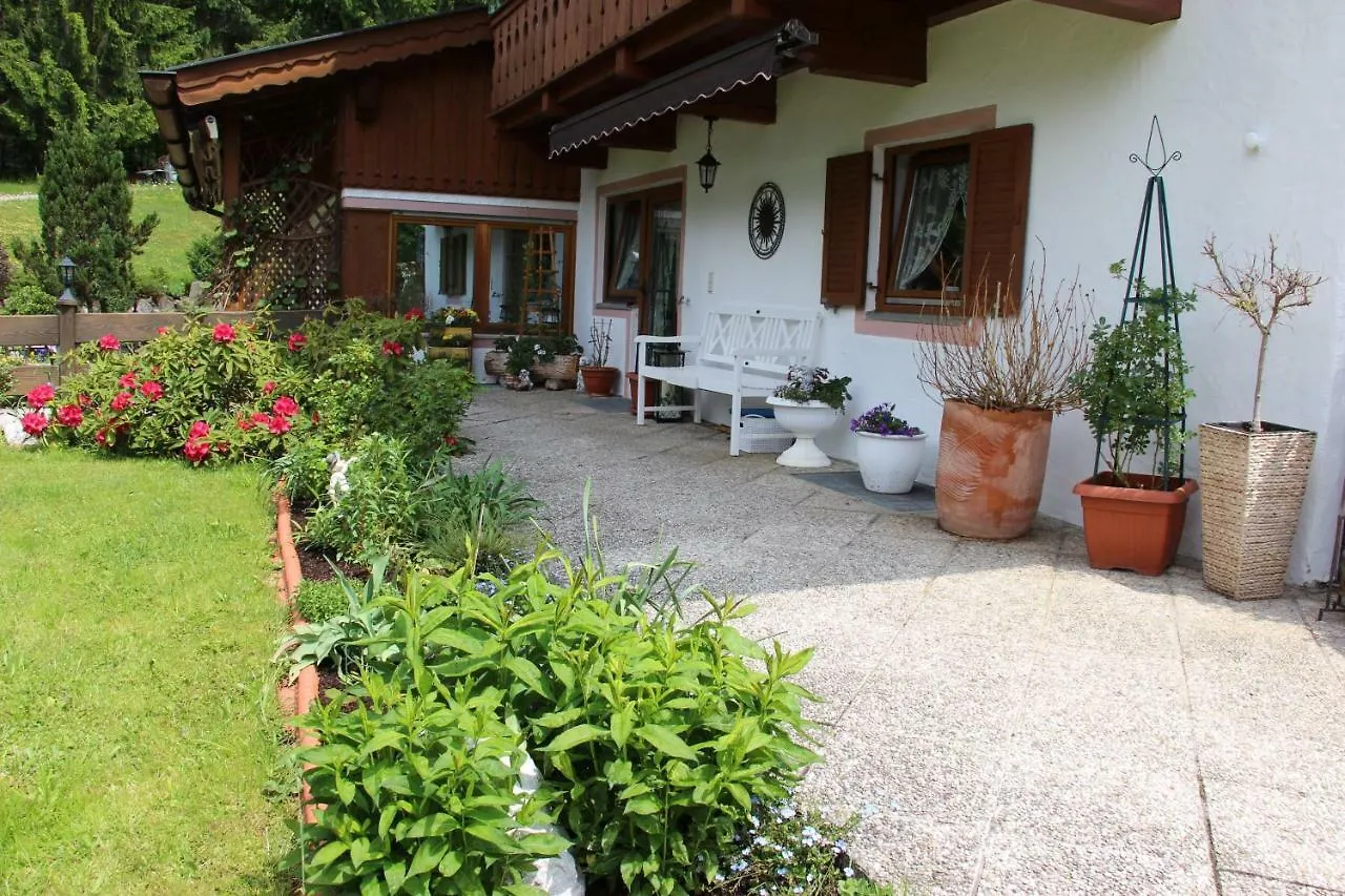Apartment Landhaus Wiesenhof Garmisch-Partenkirchen
